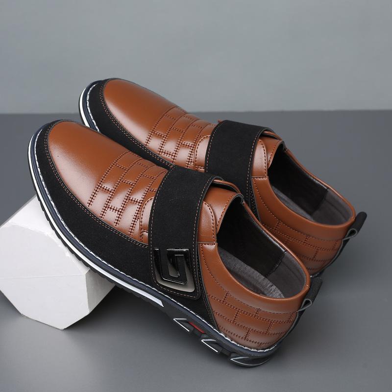 Men Metal Decor Genuine Leather Splicing Casual Shoes